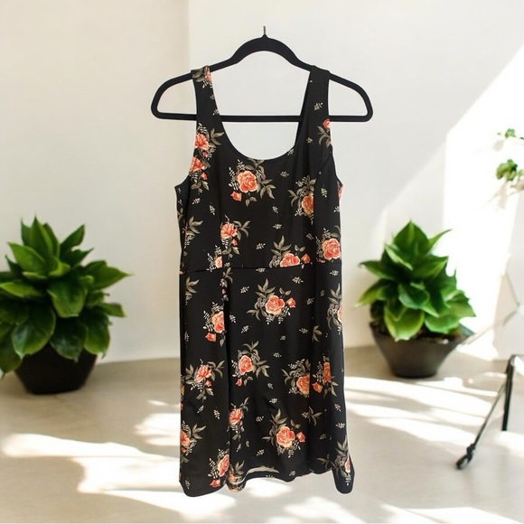 H & M Floral Black Dress - Picture 2 of 6